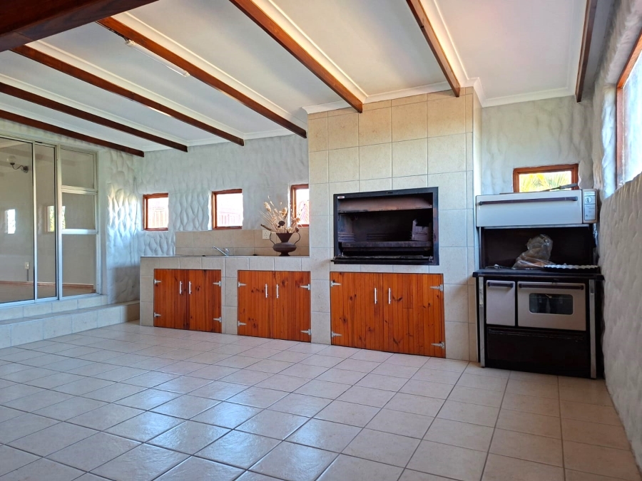 4 Bedroom Property for Sale in Winterhoek Park Eastern Cape